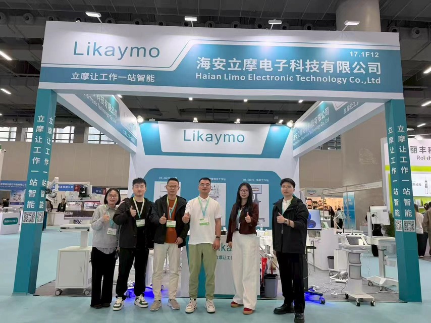 Likaymo présente ses chariots et postes de travail médicaux intelligents au Salon dentaire de Chine du Sud 2026